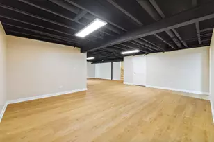 918 Glacial Falls Dr, Gilberts, IL 60136 - Photo 33