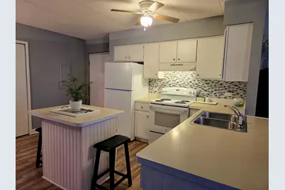 649 N Briar Hill Lane #3, Addison, IL 60101 - Photo 5