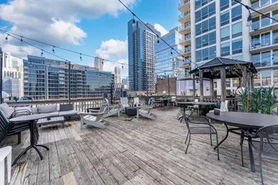 225 W Huron Street #420, Chicago, IL 60654 - Photo 21