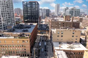 225 W Huron St, Chicago, IL 60654 - Photo 25