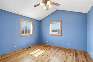 10954 E 9000N Rd, Grant Park, IL 60940 - Photo 15