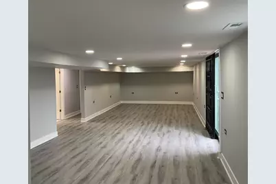 14846 Woodlawn Avenue, Dolton, IL 60419 - Photo 11