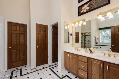 10902 Red Hawk Lane, Spring Grove, IL 60081 - Photo 17