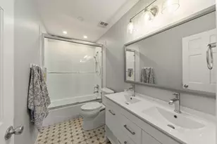 2240 Mecan Dr, Naperville, IL 60564 - Photo 21