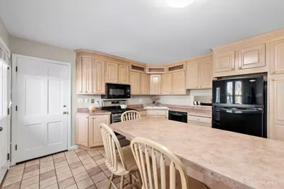 1615 Heather Drive, Aurora, IL 60506 - Photo 15