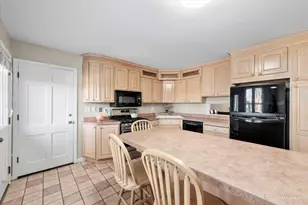 1615 Heather Dr, Aurora, IL 60506 - Photo 15