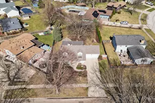 1615 Heather Dr, Aurora, IL 60506 - Photo 35