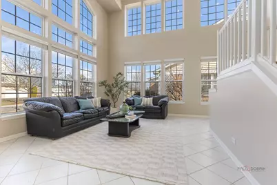 371 Sycamore Street, Vernon Hills, IL 60061 - Photo 5