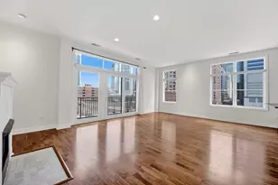 330 N Clinton St, Chicago, IL 60661 - Photo 3