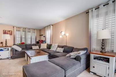 21537 Gray Wing Drive, Crest Hill, IL 60403 - Photo 5