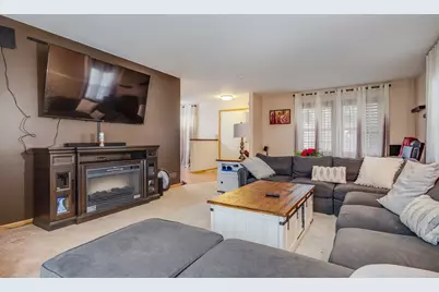 21537 Gray Wing Drive, Crest Hill, IL 60403 - Photo 7