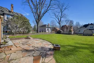 1031 N Spring St, Elgin, IL 60120 - Photo 27