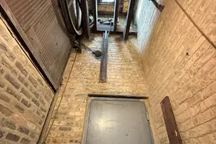 4606 S Ashland Ave, Chicago, IL 60609 - Photo 21