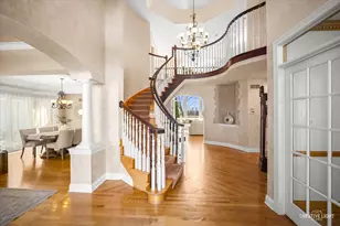 3516 White Eagle Dr, Naperville, IL 60564 - Photo 3