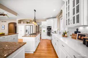 3516 White Eagle Dr, Naperville, IL 60564 - Photo 15