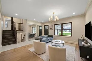 1411 Jill Ct, Glendale Heights, IL 60139 - Photo 3