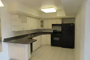 733 Limerick Ln, Schaumburg, IL 60193 - Photo 5