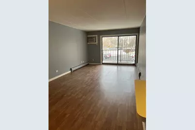 7010 W 110th Street #5, Worth, IL 60482 - Photo 3