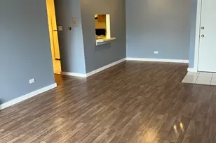 7010 W 110th St, Worth, IL 60482 - Photo 5