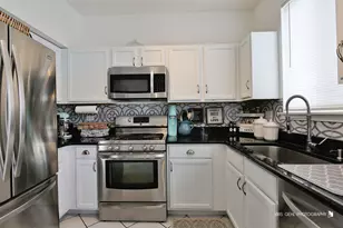 1493 St James Ct, Gurnee, IL 60031 - Photo 7