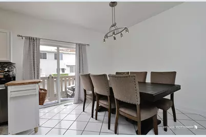 1493 Saint James Court, Gurnee, IL 60031 - Photo 5