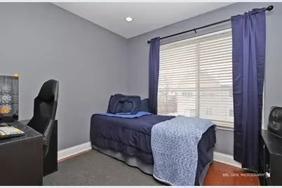 1493 Saint James Court, Gurnee, IL 60031 - Photo 13