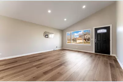 646 W Babcock Avenue, Elmhurst, IL 60126 - Photo 5