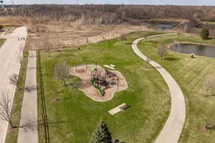 311 W Frontier Dr, Minooka, IL 60447 - Photo 41