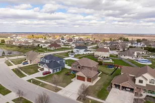 311 W Frontier Dr, Minooka, IL 60447 - Photo 37