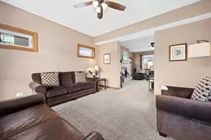 311 W Frontier Dr, Minooka, IL 60447 - Photo 7