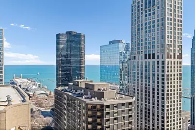 400 E Ohio Street #4203, Chicago, IL 60611 - Photo 37