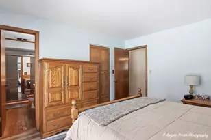 5218 Parkview Dr, McCullom Lake, IL 60050 - Photo 9