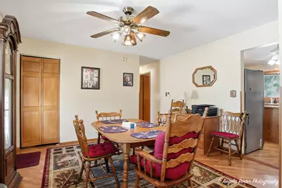 5218 Parkview Drive, McCullom Lake, IL 60050 - Photo 3