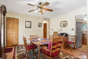 5218 Parkview Dr, McCullom Lake, IL 60050 - Photo 3