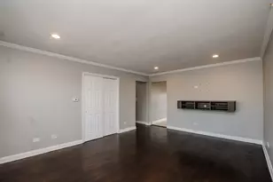 4629 Main St, Skokie, IL 60076 - Photo 3