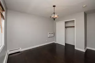 4629 Main St, Skokie, IL 60076 - Photo 11