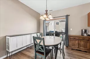 3068 Woodside Dr, Joliet, IL 60431 - Photo 9