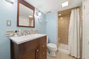 220 S Illinois Ave, Villa Park, IL 60181 - Photo 23