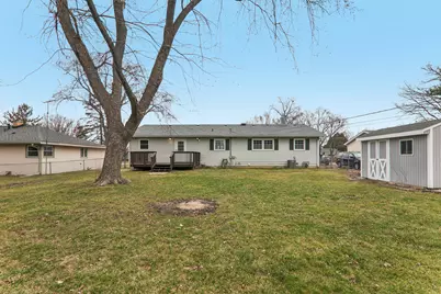1903 Hazelwood Drive, Lindenhurst, IL 60046 - Photo 5