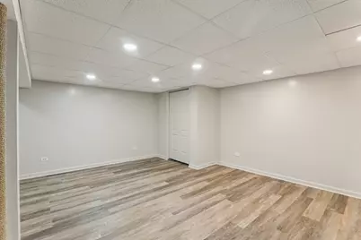 1903 Hazelwood Drive, Lindenhurst, IL 60046 - Photo 29