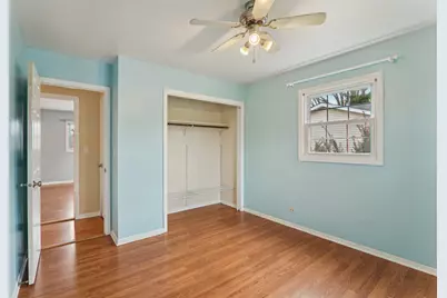 1903 Hazelwood Drive, Lindenhurst, IL 60046 - Photo 13