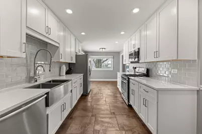 233 Seneca Court, Bolingbrook, IL 60440 - Photo 5