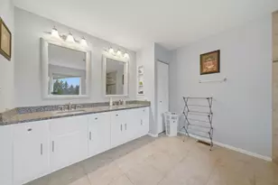 217 Sunbury Dr, Saint Charles, IL 60175 - Photo 13