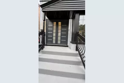 3024 W Fargo Avenue, Chicago, IL 60645 - Photo 3