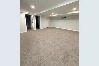 3024 W Fargo Avenue, Chicago, IL 60645 - Photo 31