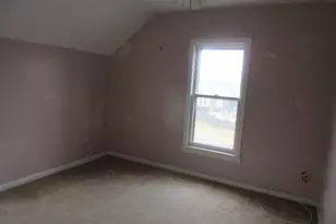 43 N Green St, Carpentersville, IL 60110 - Photo 9