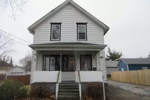 43 N Green St, Carpentersville, IL 60110 - Photo 1