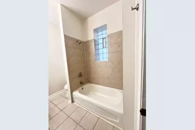 3227 S Carpenter Street #1M, Chicago, IL 60608 - Photo 5