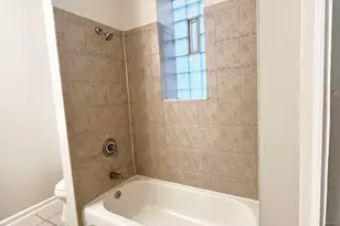 3227 S Carpenter St, Chicago, IL 60608 - Photo 5