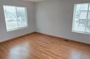 1317 Kingsbury Dr, Hanover Park, IL 60133 - Photo 7